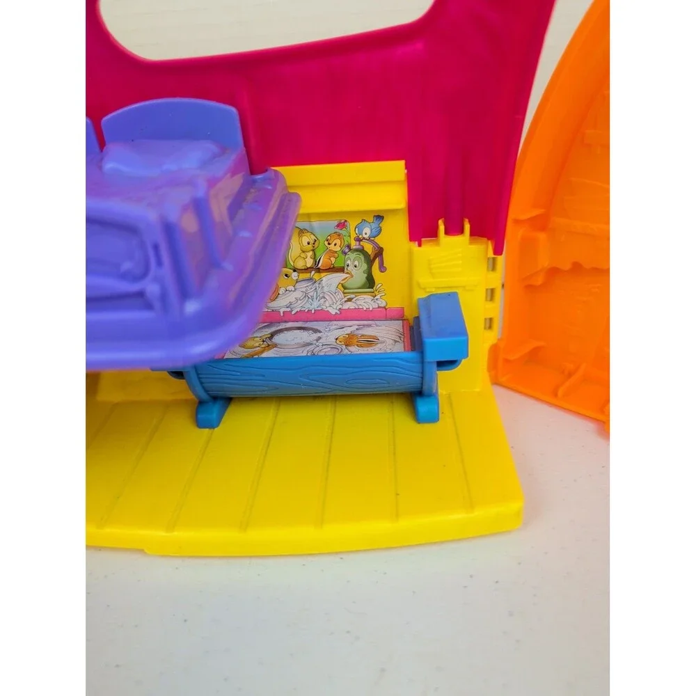 Fisher Price Little People Snow White Cottage Disney Princess Musical House